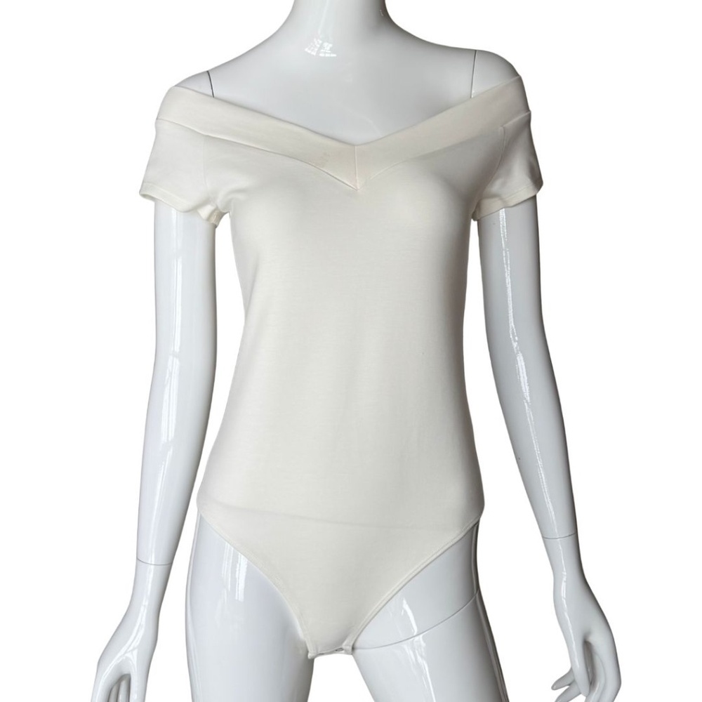 Express Ivory Thong Bodysuit Size Medium NWT